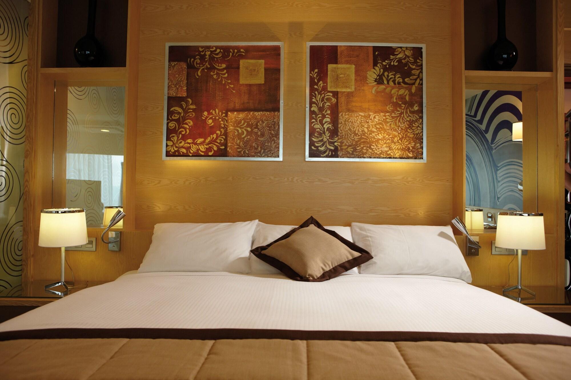 Riu Plaza Guadalajara Hotel Bagian luar foto